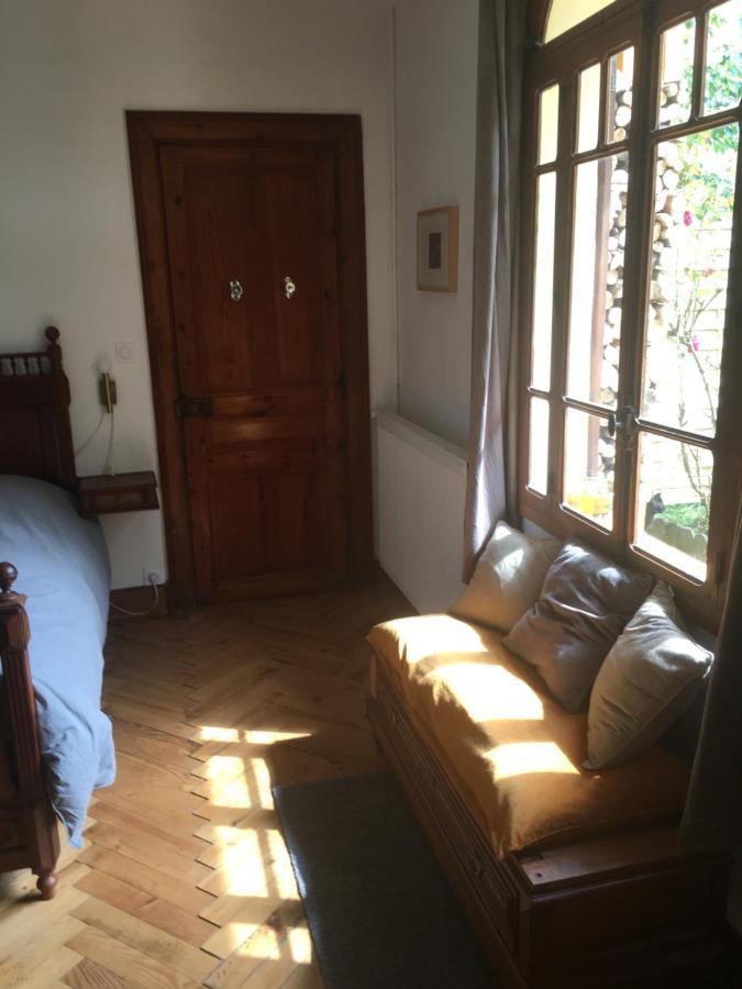 Charmant Appartement Sur Cour, Le Berlingott Bagnères-de-Bigorre Eksteriør bilde
